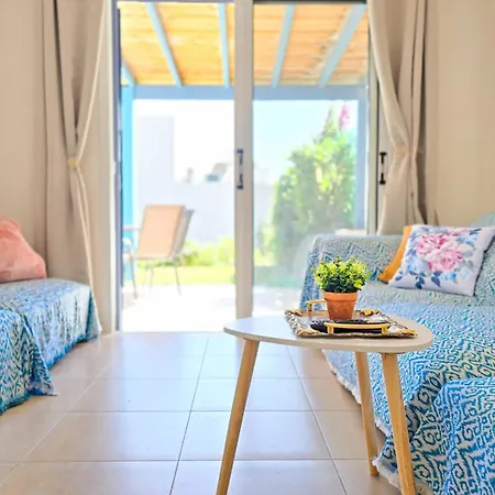 Css Calm Smart Superior 2bd With Private Yard Klorakas