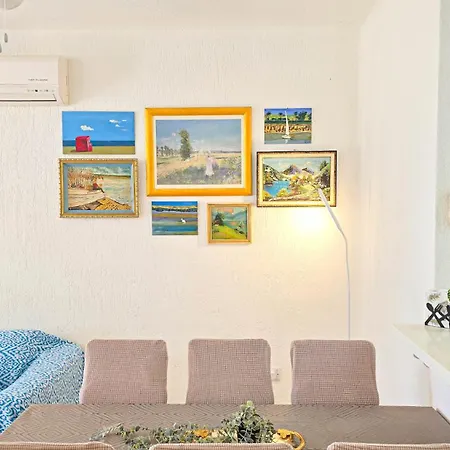 Vakantiehuis Css Calm Smart Superior 2bd With Private Yard Klorakas