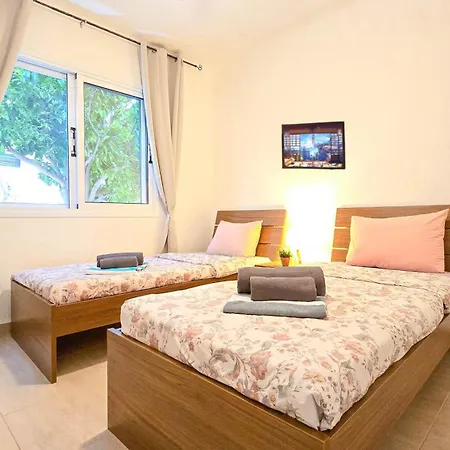 Css Calm Smart Superior 2bd With Private Yard Ferienhaus Klorakas